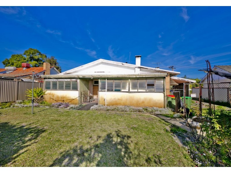 23 Henrietta Street, Bayswater WA 6053