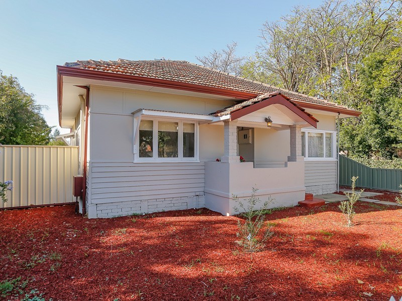 42 Kidman Avenue, South Guildford WA 6055