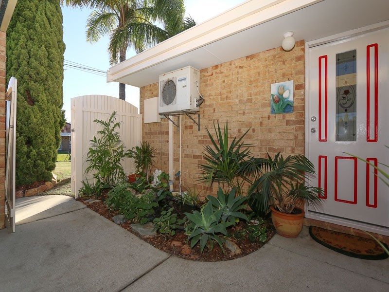 6 Mekong Place, Beechboro WA 6063