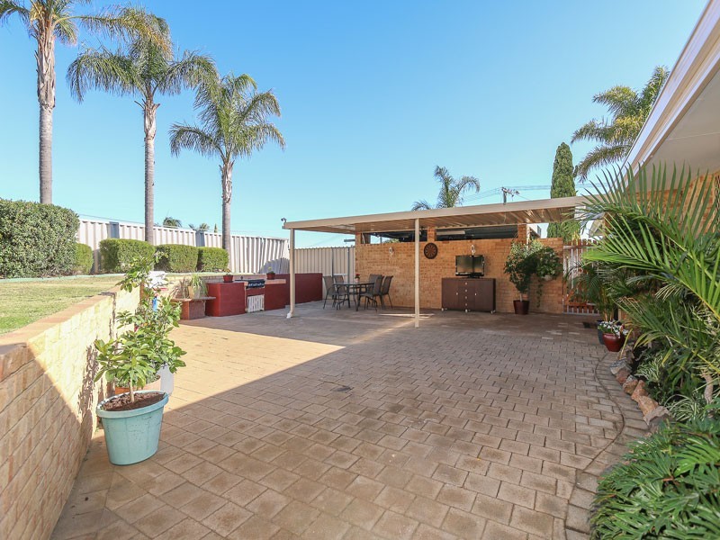 6 Mekong Place, Beechboro WA 6063