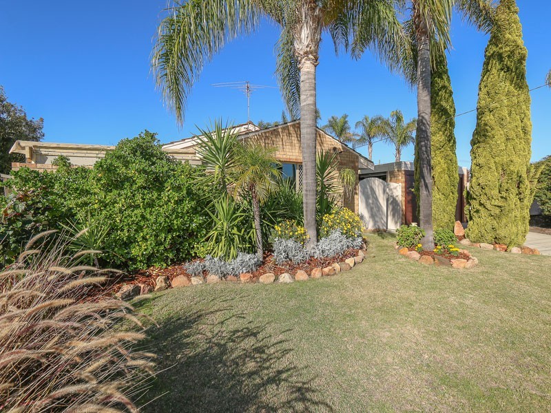 6 Mekong Place, Beechboro WA 6063