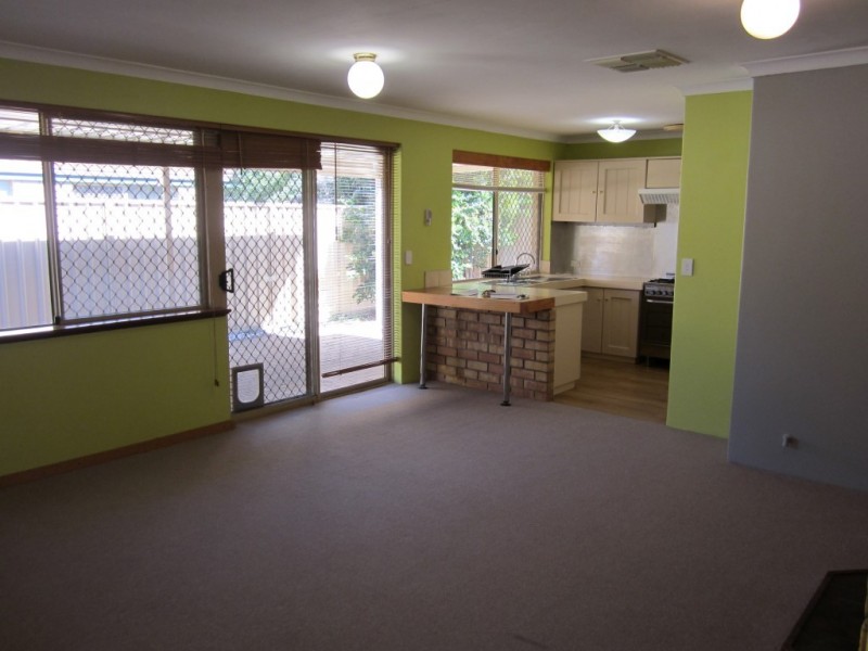 12/99 Stafford Road, Kenwick WA 6107