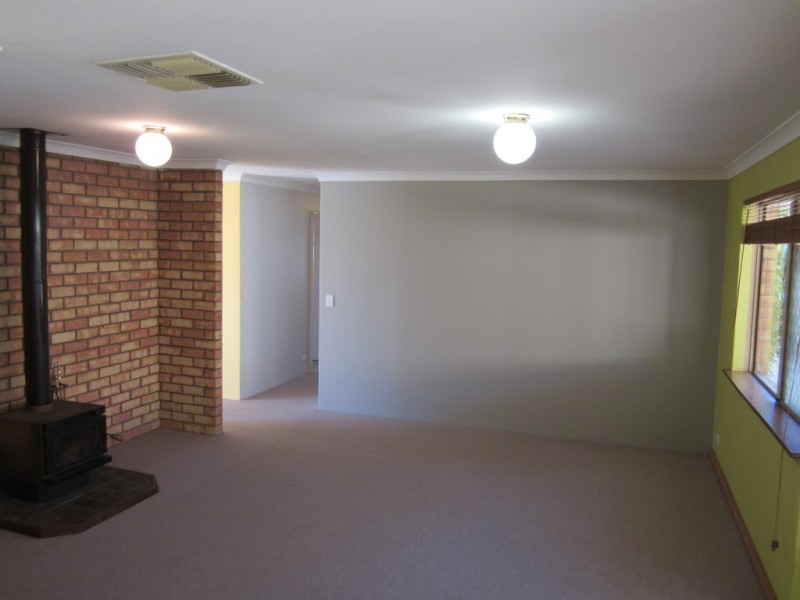 12/99 Stafford Road, Kenwick WA 6107