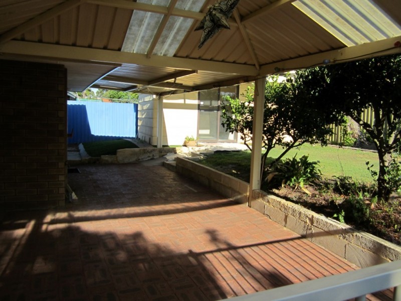 51 Greenpark Road, Alexander Heights WA 6064