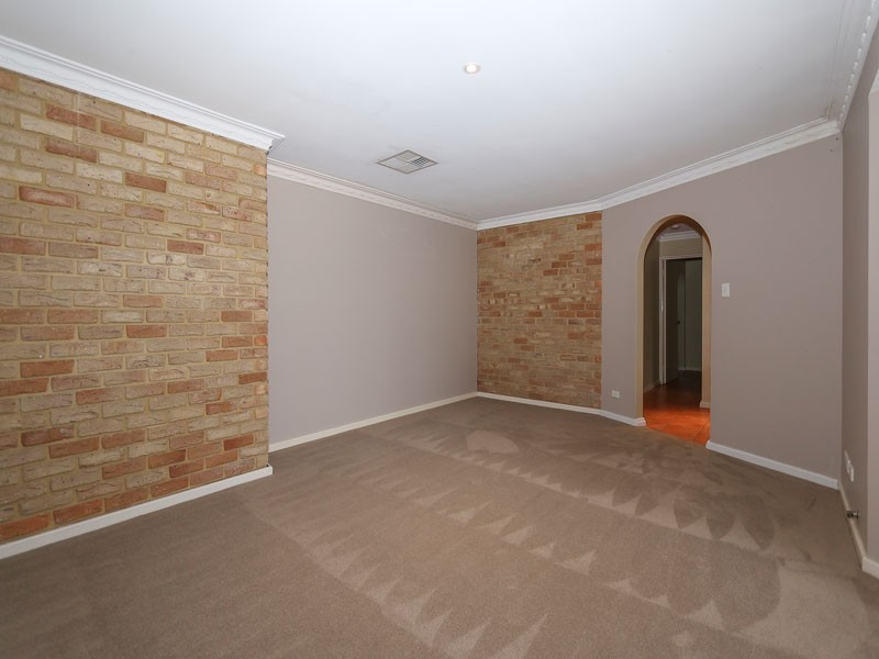 19 Satellite Retreat, Kiara WA 6054