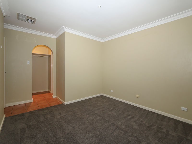 19 Satellite Retreat, Kiara WA 6054