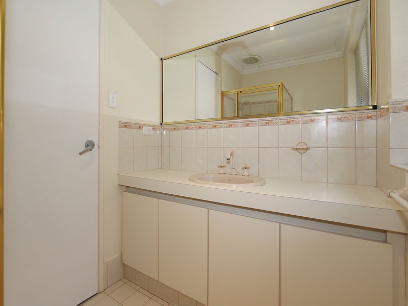 19 Satellite Retreat, Kiara WA 6054