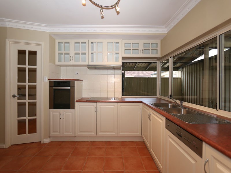 19 Satellite Retreat, Kiara WA 6054