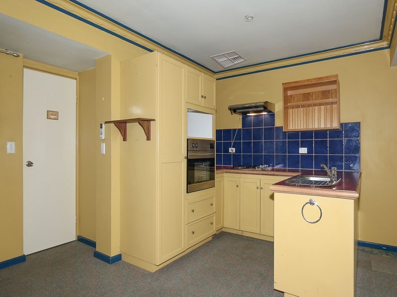 19 Satellite Retreat, Kiara WA 6054