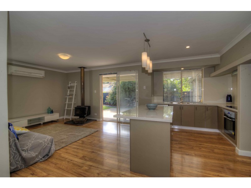 24 Williambury Drive, Yangebup WA 6164