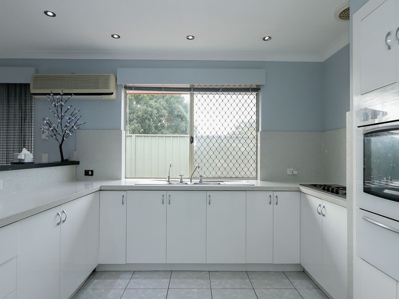 5 Peaceful Close, Marangaroo WA 6064