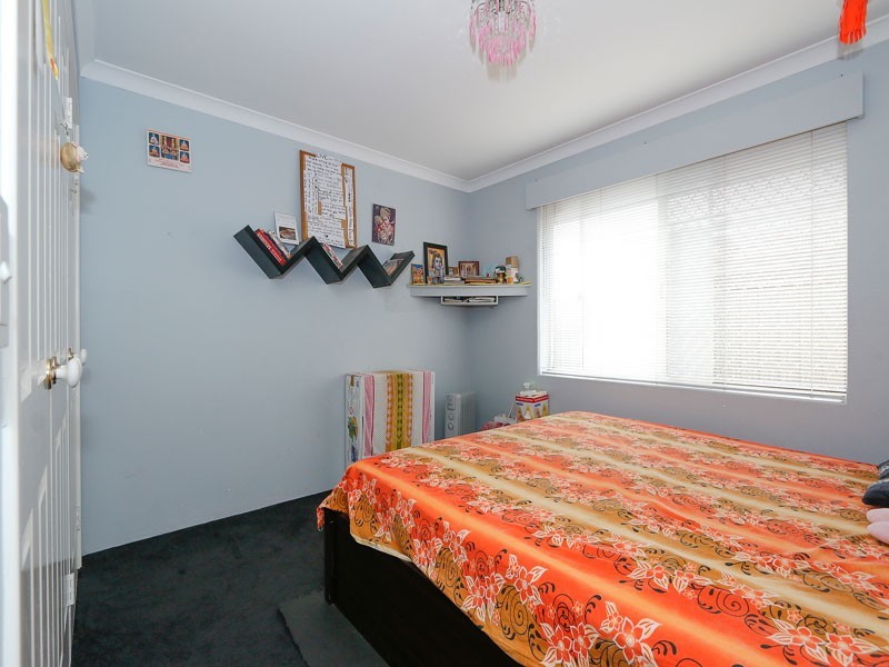 5 Peaceful Close, Marangaroo WA 6064