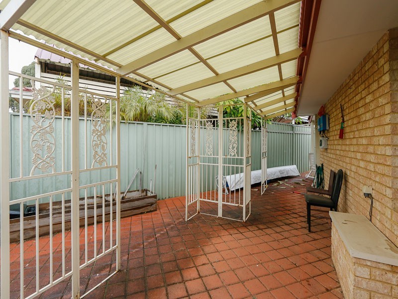 5 Peaceful Close, Marangaroo WA 6064