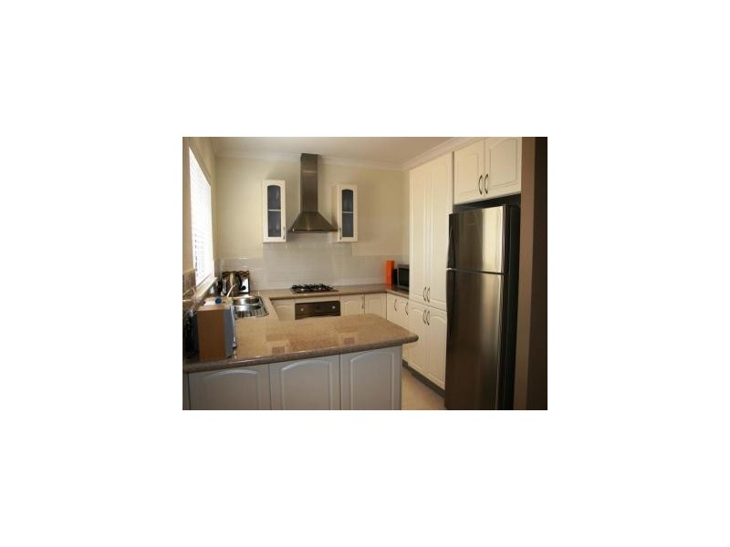 2/37 Cooper Street, Madeley WA 6065