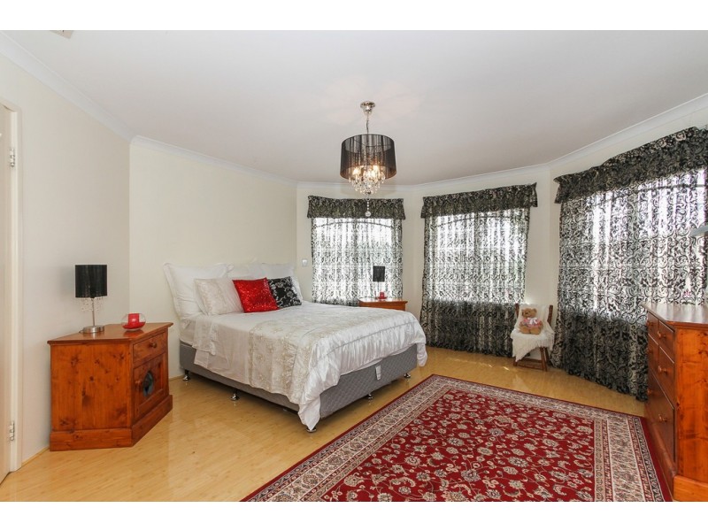 16 Kirby Court, Huntingdale WA 6110