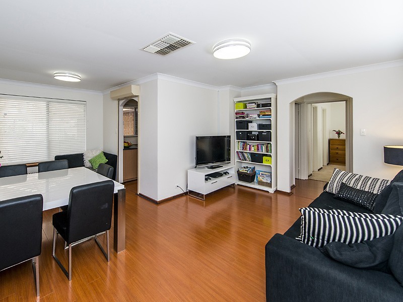 57 Greenway Ave, Thornlie WA 6108