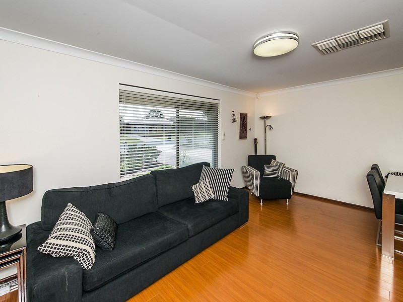 57 Greenway Ave, Thornlie WA 6108