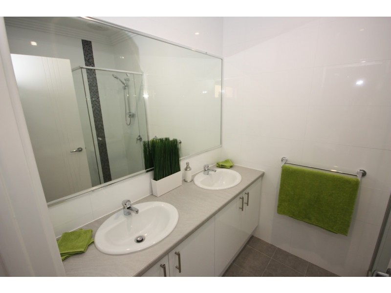 17B Bromley Street, Embleton WA 6062