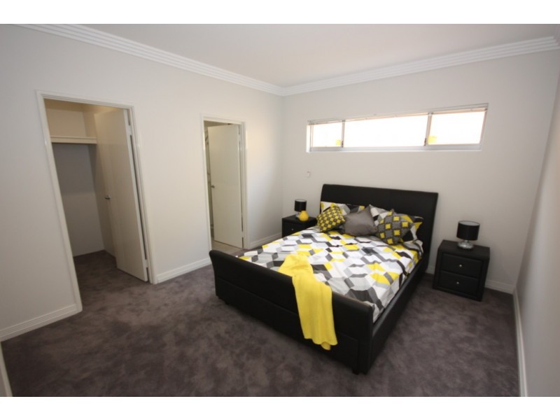 17B Bromley Street, Embleton WA 6062