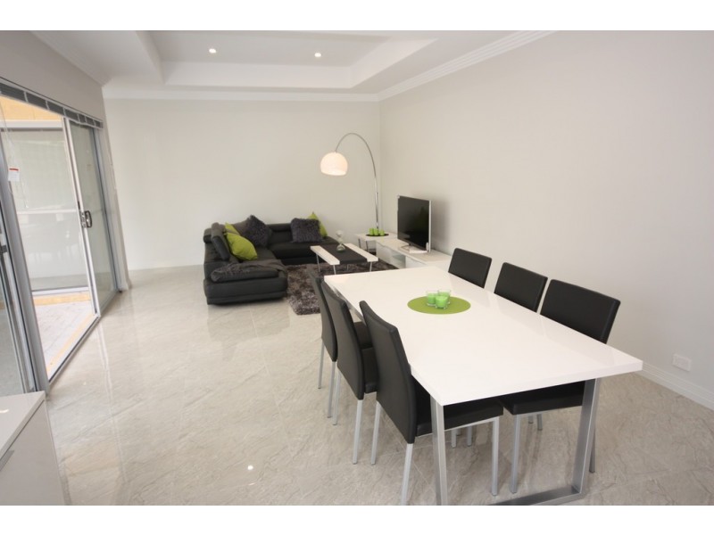 17B Bromley Street, Embleton WA 6062