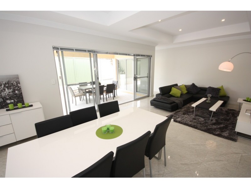 17B Bromley Street, Embleton WA 6062