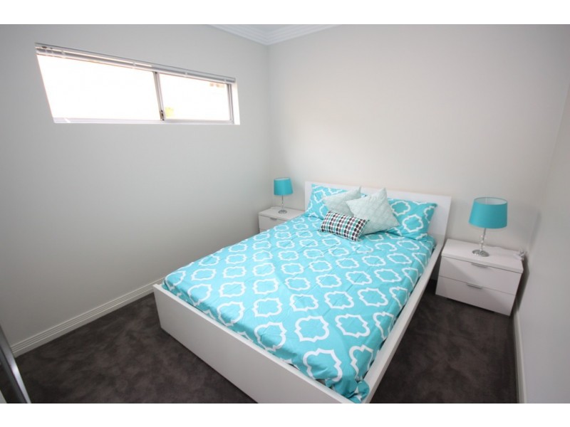 17B Bromley Street, Embleton WA 6062