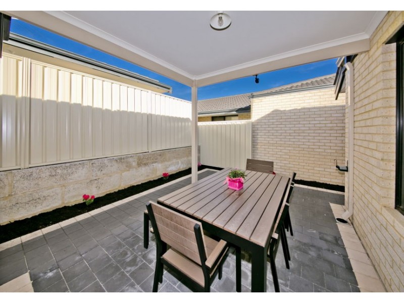 7b Compton Street, Balga WA 6061