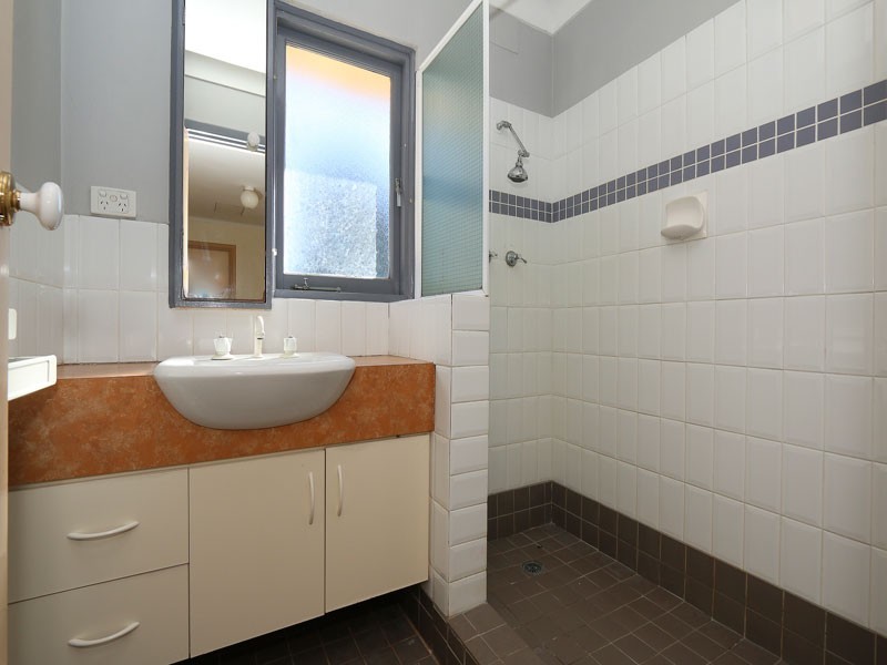 9 Cato Place, Lockridge WA 6054