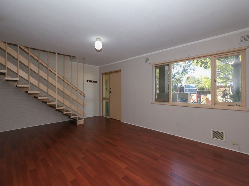 9 Cato Place, Lockridge WA 6054