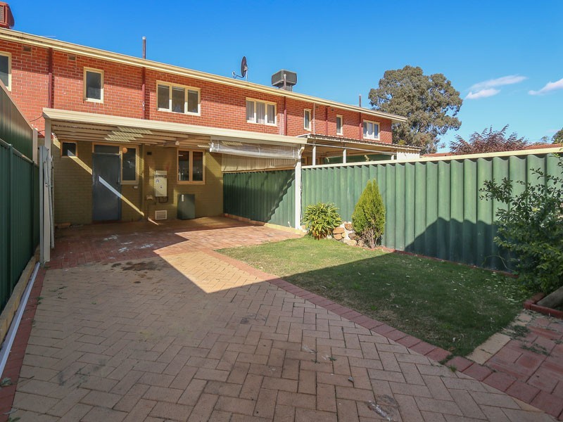 9 Cato Place, Lockridge WA 6054