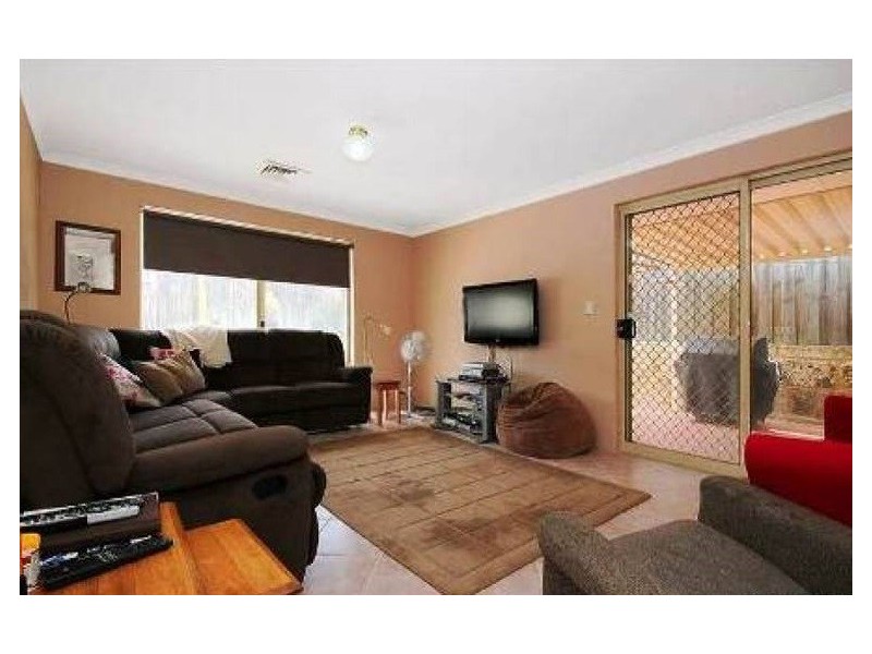 7 Cantrell Circuit, Landsdale WA 6065