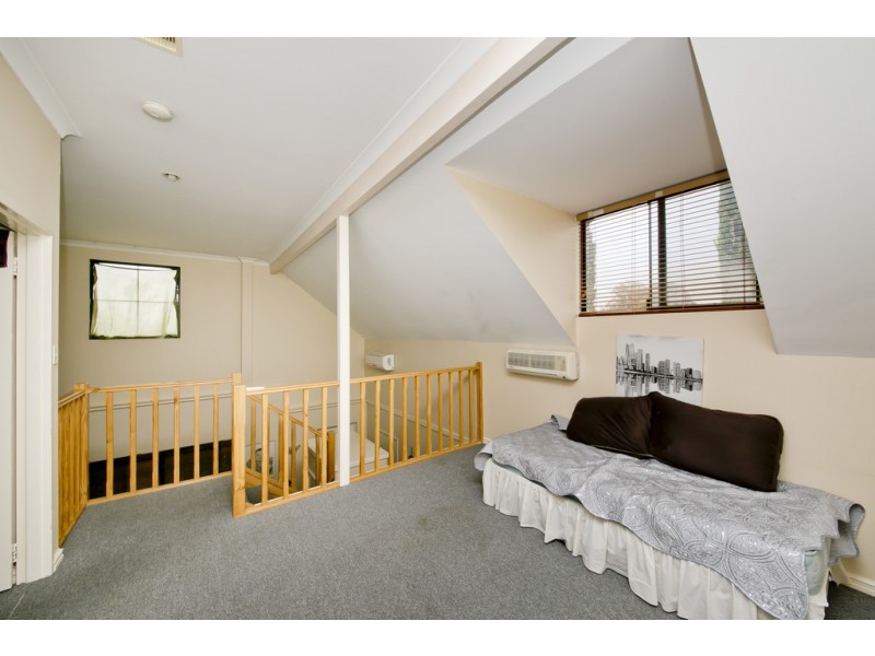 4a Maltarra Place, Nollamara WA 6061