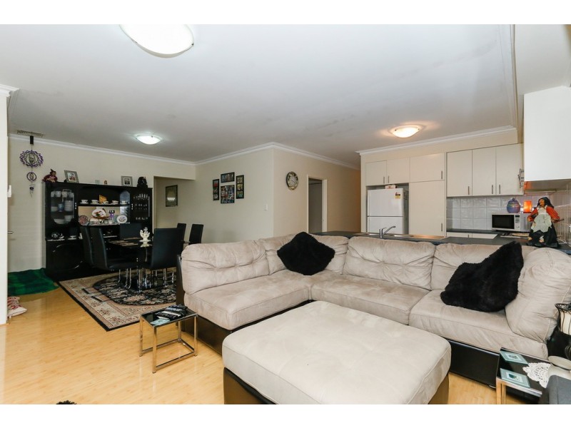 U3/2B Chailey Place, Balga WA 6061