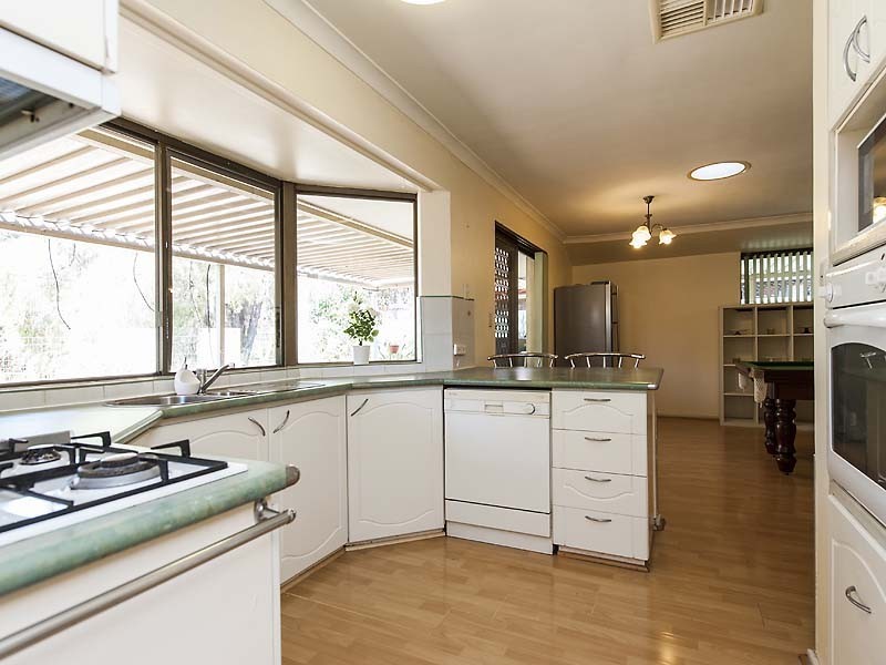 43 Corriedale place, Thornlie WA 6108