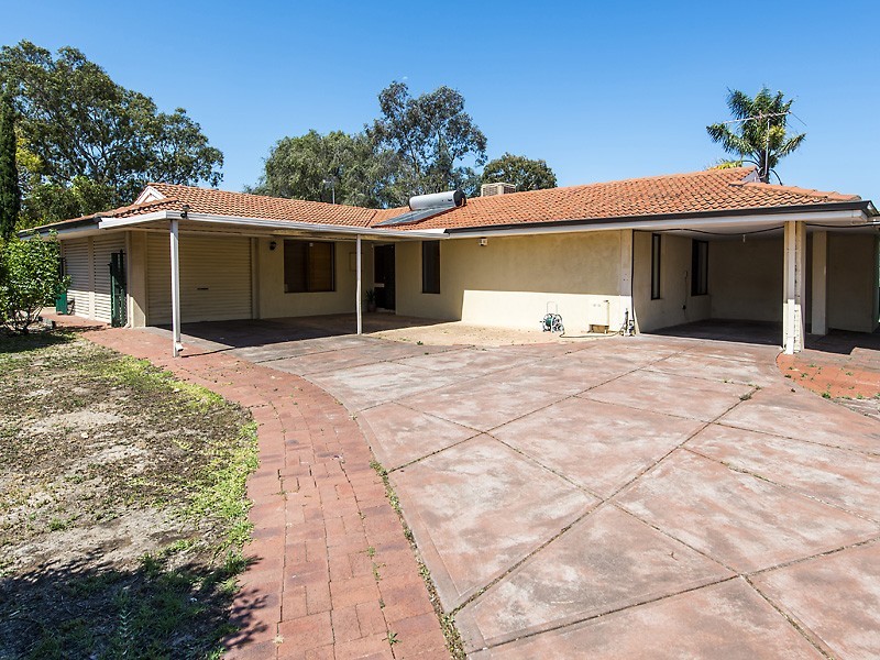 43 Corriedale place, Thornlie WA 6108