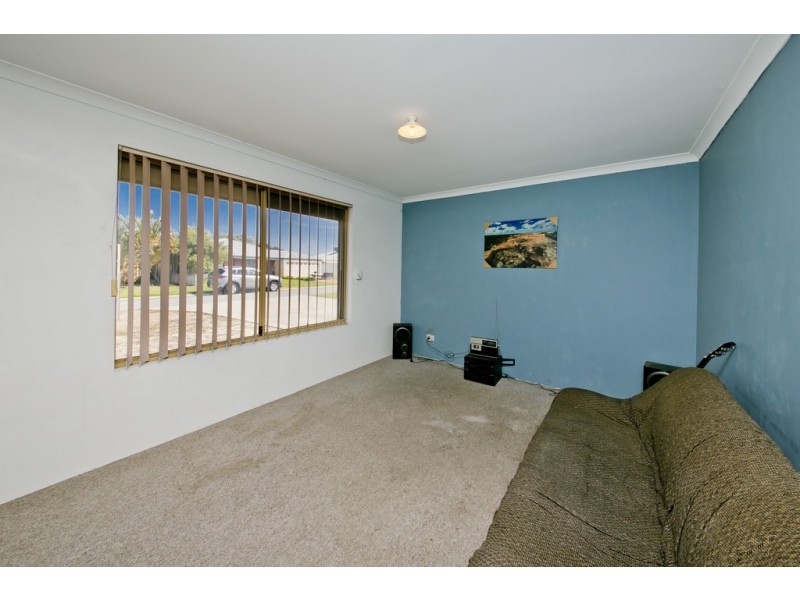 39 Alsace Ave, Caversham WA 6055