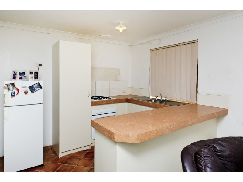 39 Alsace Ave, Caversham WA 6055