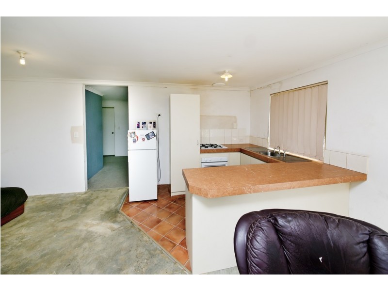 39 Alsace Ave, Caversham WA 6055