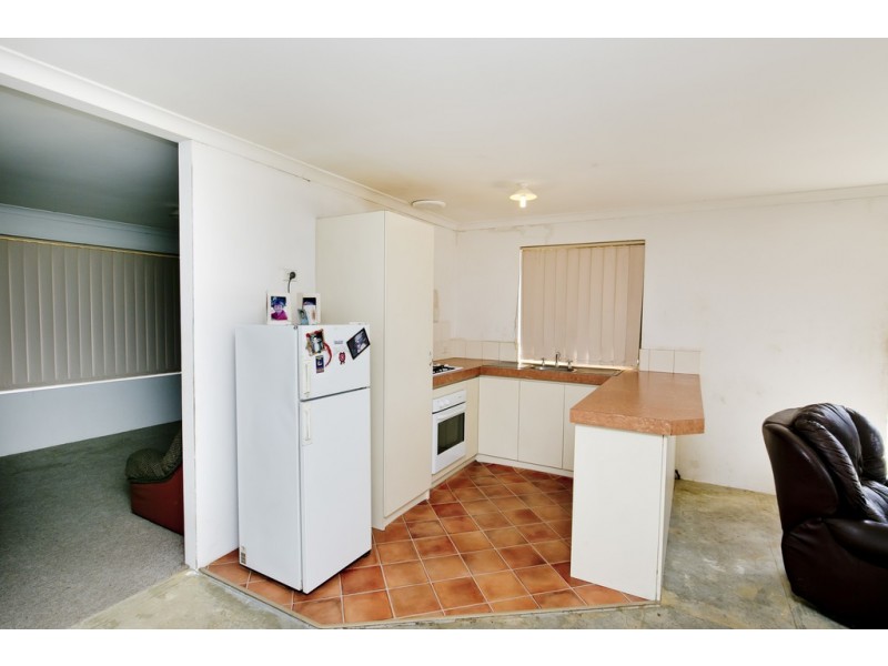 39 Alsace Ave, Caversham WA 6055