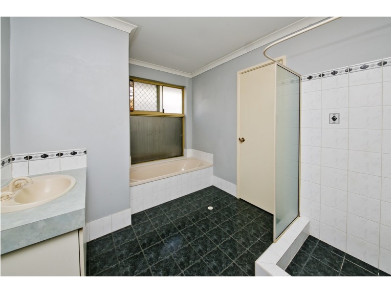 39 Alsace Ave, Caversham WA 6055