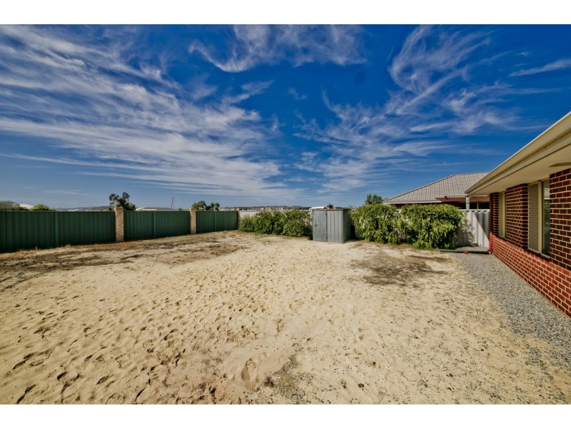 39 Alsace Ave, Caversham WA 6055