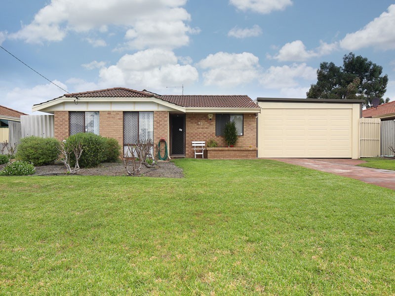 83 Greenway Avenue, Thornlie WA 6108