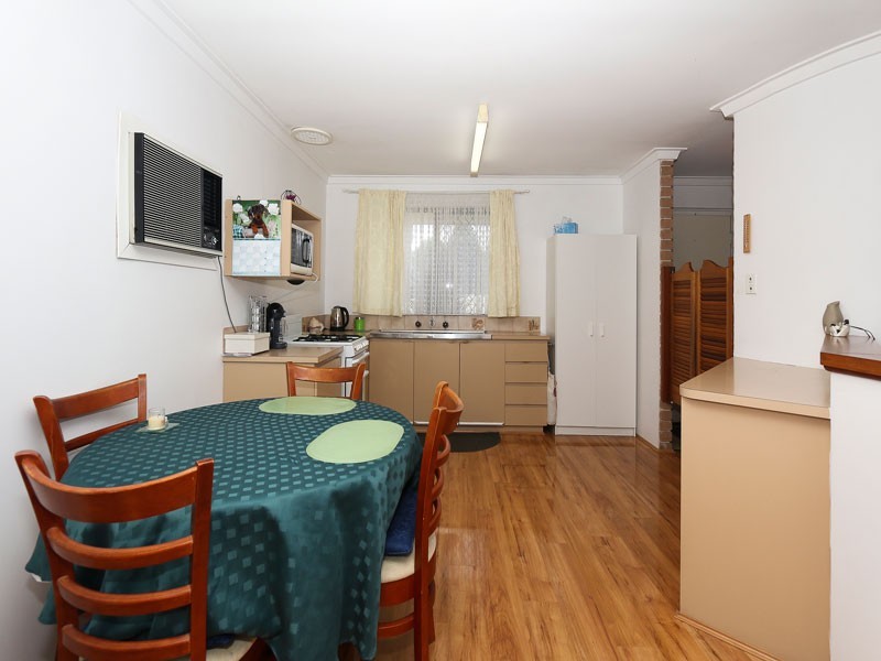 83 Greenway Avenue, Thornlie WA 6108