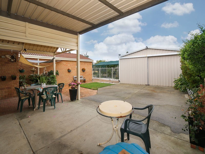 83 Greenway Avenue, Thornlie WA 6108