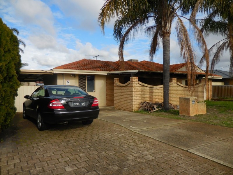 13 Danube Ave, Beechboro WA 6063