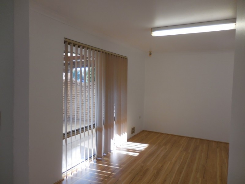 13 Danube Ave, Beechboro WA 6063