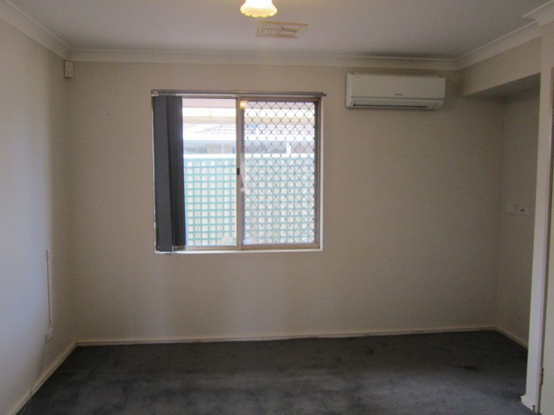 9/5 Flametree, Beechboro WA 6063