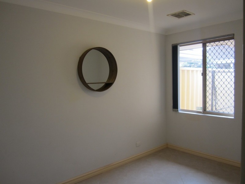 9/5 Flametree, Beechboro WA 6063