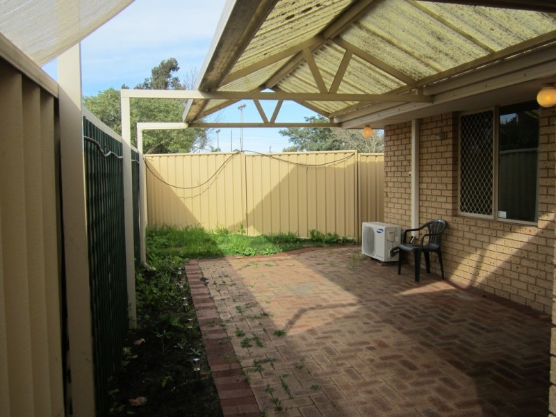 9/5 Flametree, Beechboro WA 6063