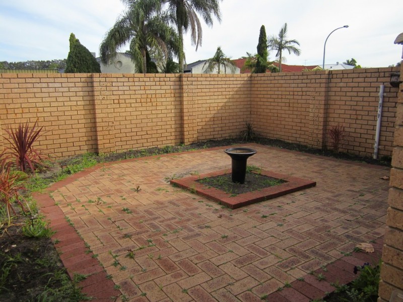 9/5 Flametree, Beechboro WA 6063